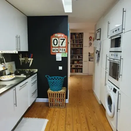 Fabulous Anjos Apartment *