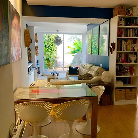 Fabulous Anjos Apartment *
