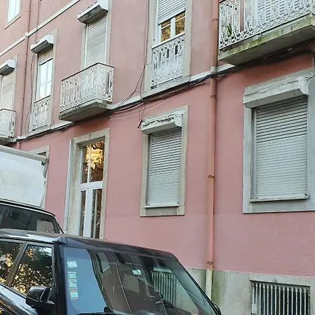 Fabulous Anjos Apartment *